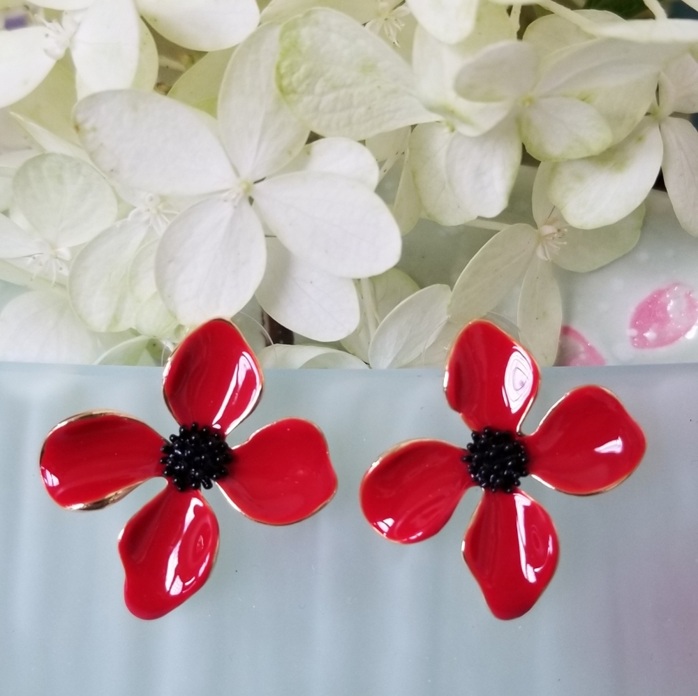 Dogwood Flower Red Stud Earrings Nwt